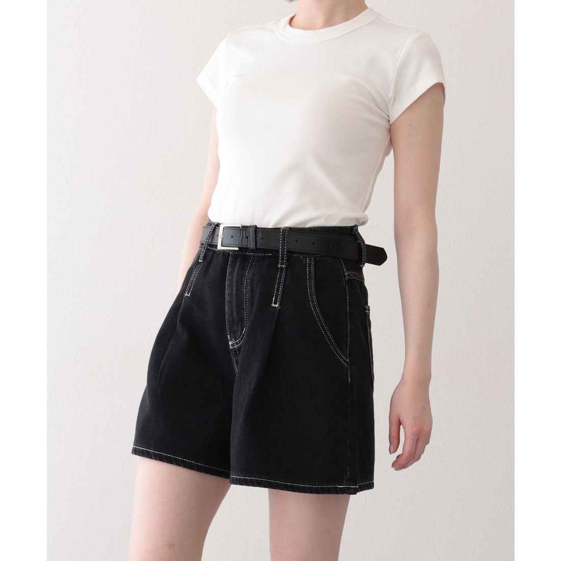 レースレディース Lace Ladies タック ステッチ入り ハイウエスト Aライン デニム ショートパンツ （ブラック） ブラック