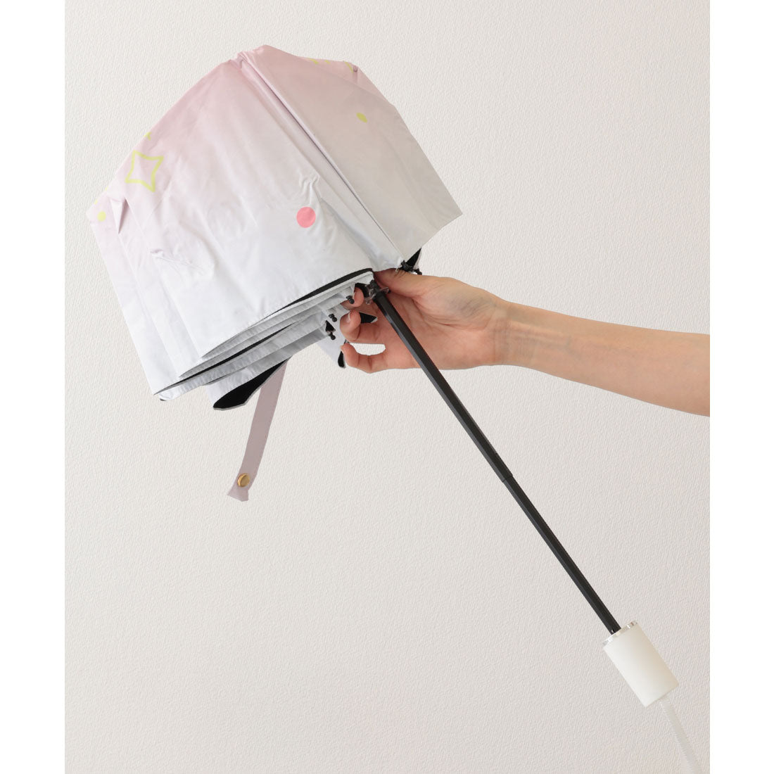 レースレディース Lace Ladies 晴雨兼用 グラデーションカラー イラスト ハンドル 折りたたみ傘 （ピンク） ピンク