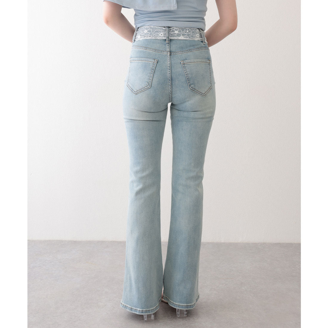 レースレディース Lace Ladies ウォッシュ加工 ハイウエスト レースベルト セミフレア デニムパンツ （ブルー） ブルー