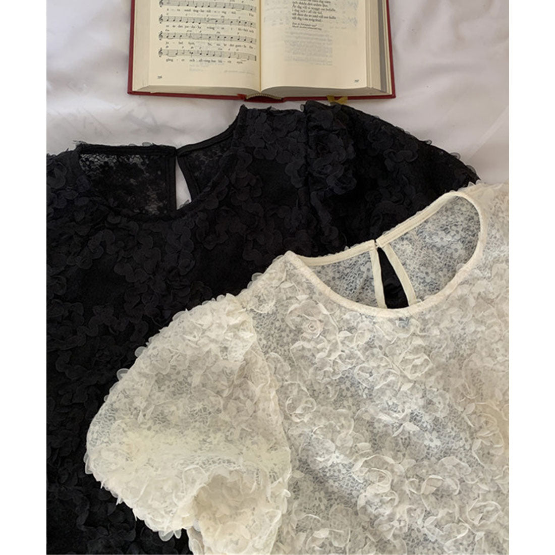 レースレディース Lace Ladies フラワー ジャガード クルーネック パフスリーブ プルオーバー （アイボリー） アイボリー