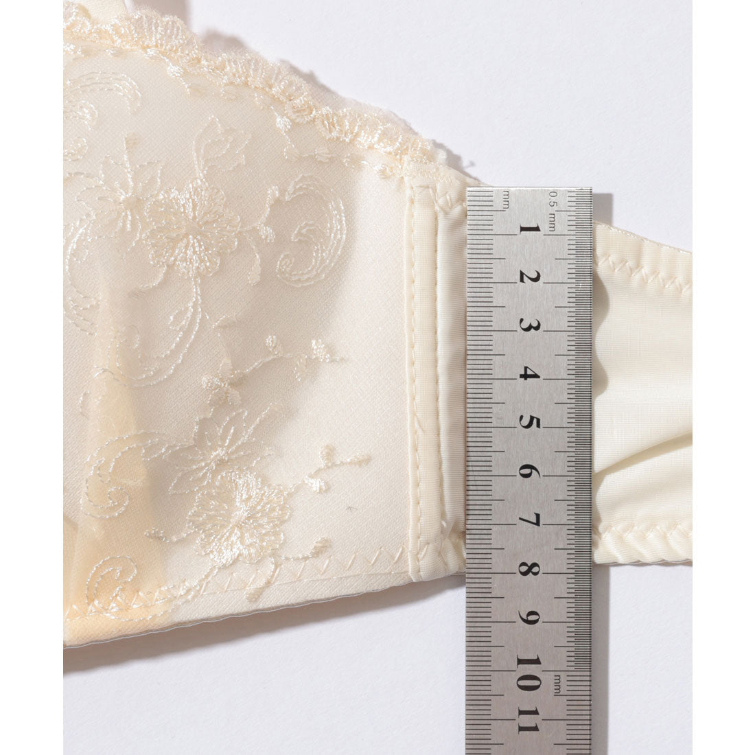 レースレディース Lace Ladies 【2点セット】ソリッドカラー フラワー 刺繍 ブラジャー&ショーツ【返品不可商品】 （レッド） レッド