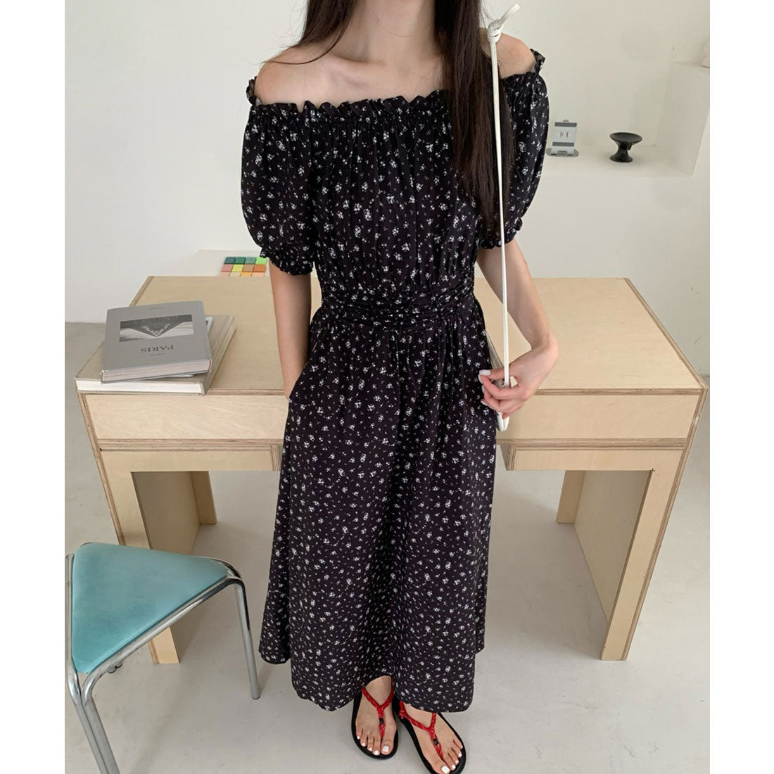 レースレディース Lace Ladies 小花柄 ギャザー オフショル パフスリーブ ロング ワンピース （ブラック） ブラック