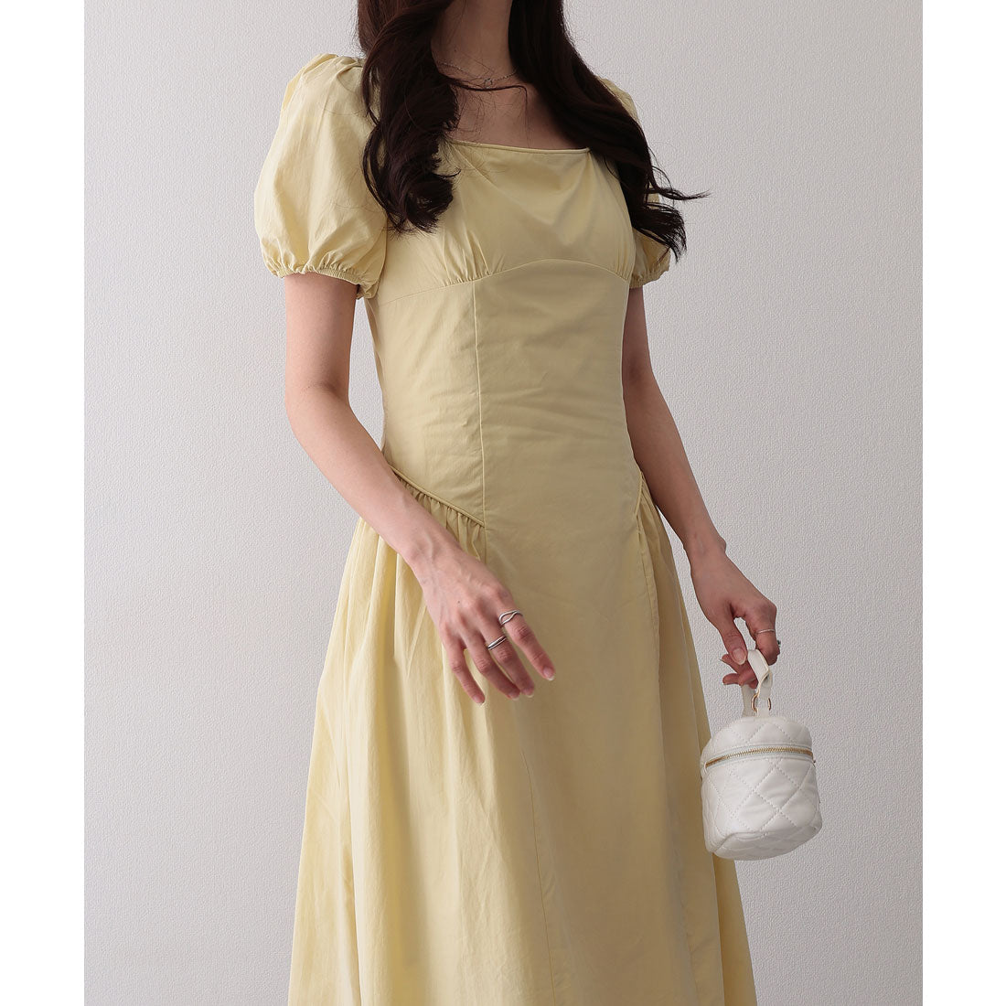 レースレディース Lace Ladies ソリッドカラー スクエアネック パフスリーブ ギャザー ワンピース （イエロー） イエロー