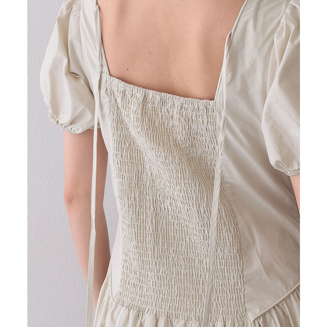 レースレディース Lace Ladies ソリッドカラー スクエアネック パフスリーブ ギャザー ワンピース （イエロー） イエロー