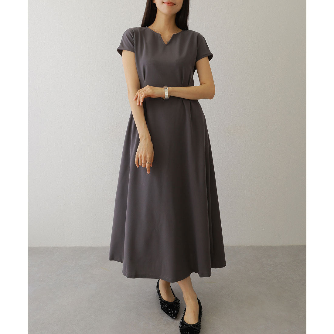 レースレディース Lace Ladies キーネック ウエスト タック 半袖 マキシ ワンピース （チャコールグレー） チャコールグレー