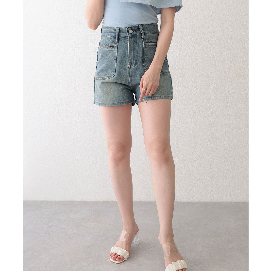 レースレディース Lace Ladies ウォッシュ加工 ハイウエスト フレア デニム ショートパンツ （ブルー） ブルー