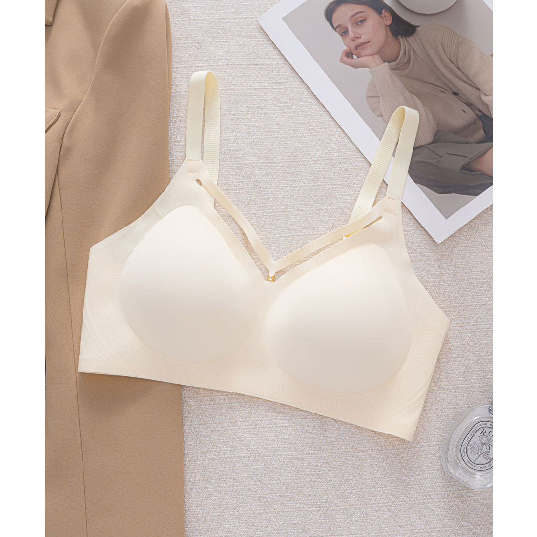 レースレディース Lace Ladies ソリッドカラー カットアウト風 ノンワイヤー シームレス ブラ （ベージュ） ベージュ