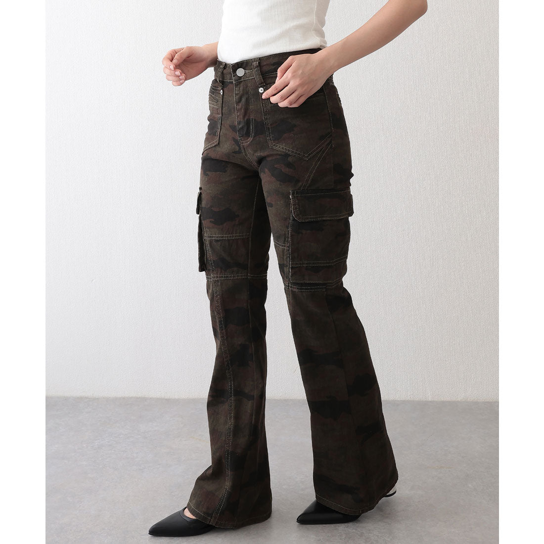 レースレディース Lace Ladies 迷彩 ウォッシュ加工 切り替え フレア カーゴパンツ （グリーン） グリーン