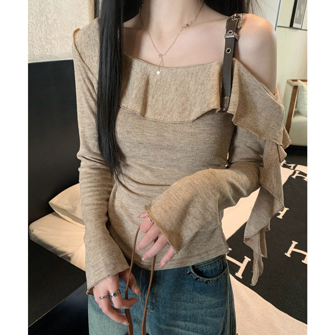 レースレディース Lace Ladies フリル ネック ワンショルダー 長袖 カットソー （モカ） モカ