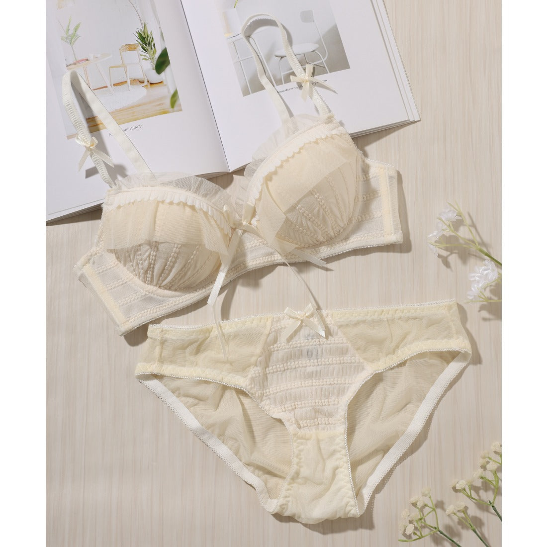 レースレディース Lace Ladies 【2点セット】配色 フリル ノンワイヤー ブラ&ショーツ （ブラック） ブラック