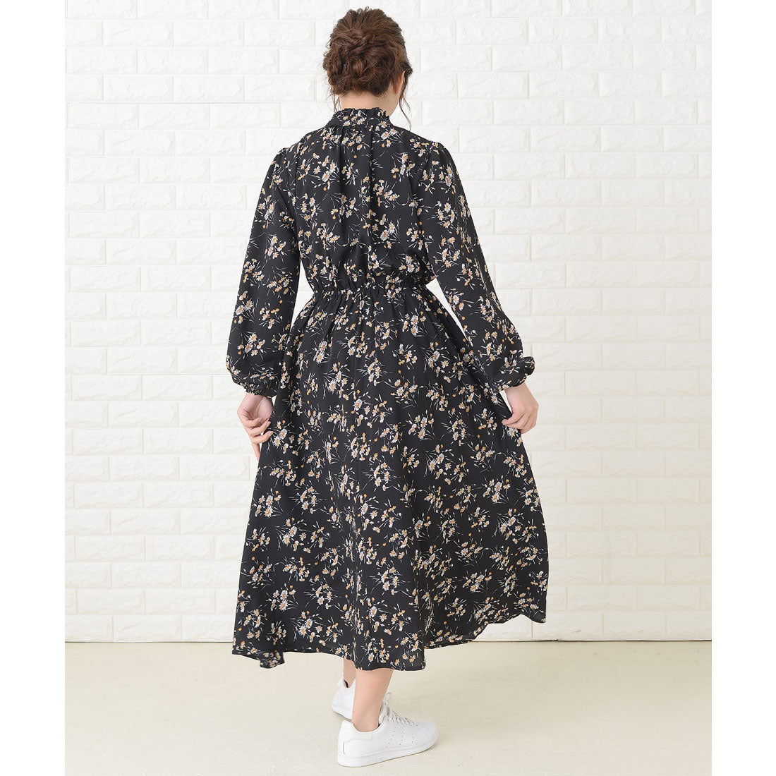 レースレディース Lace Ladies 花柄フレア 長袖ロングワンピース （ブラック） ブラック