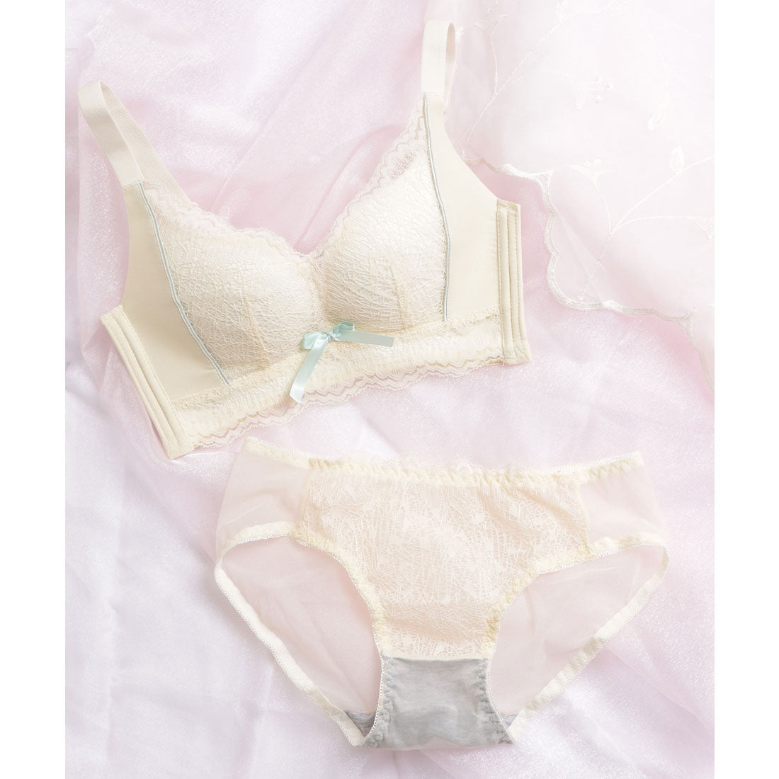 レースレディース Lace Ladies レース切替リボン付きノンワイヤーブラ&ショーツセット【返品不可商品】 （アイボリー） アイボリー