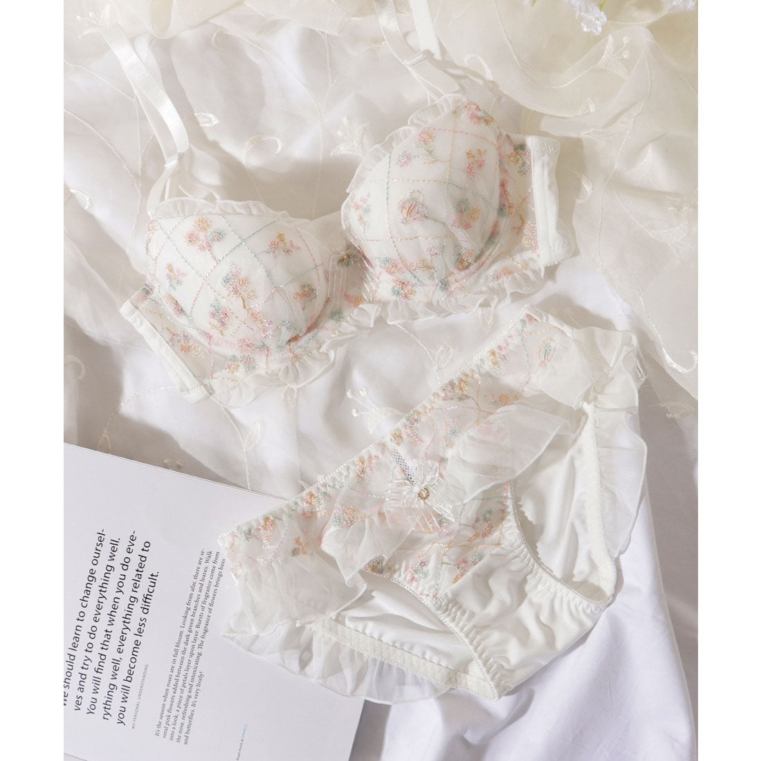 レースレディース Lace Ladies シフォンフリルブーケ刺繍ブラ&ショーツセット【返品不可商品】 （ホワイト） ホワイト