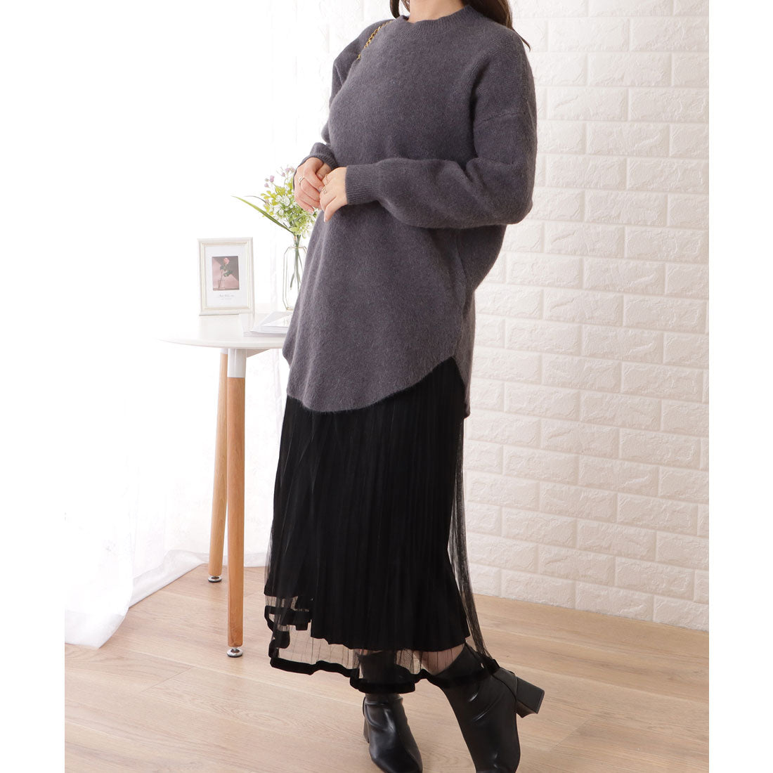 レースレディース Lace Ladies ラウンド裾スリットロングニットプルオーバー （グレー） グレー