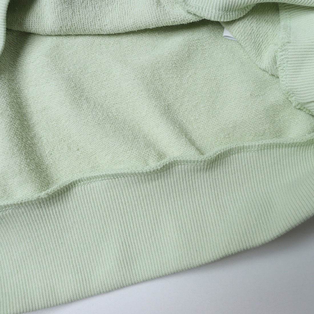 ラブトキシック Lovetoxic ロゴ刺繍プルオーバー