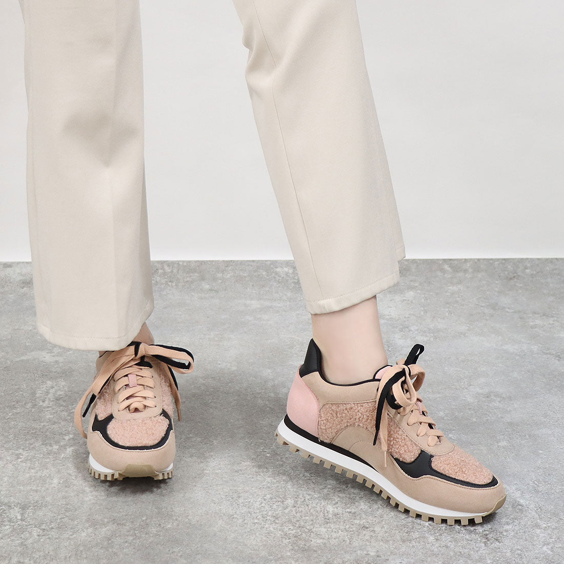 Dorado/Dorado Boa Volume Sneakers