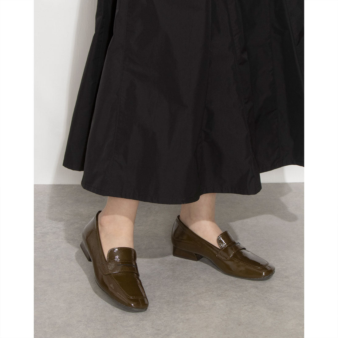 ルルカステップ LuLuca step 雨の日でも履けるフラットローファー