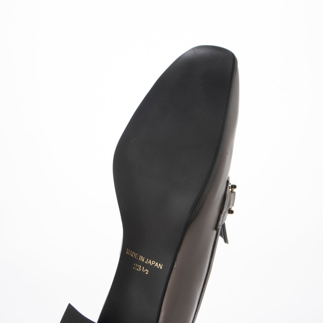 LuLuca step Square bit pumps that can be worn on and off
