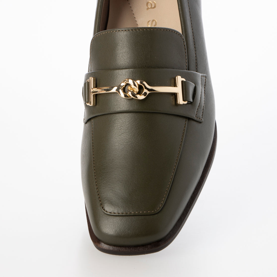 LuLuca step Slim Bit Pumps that can be used on and off