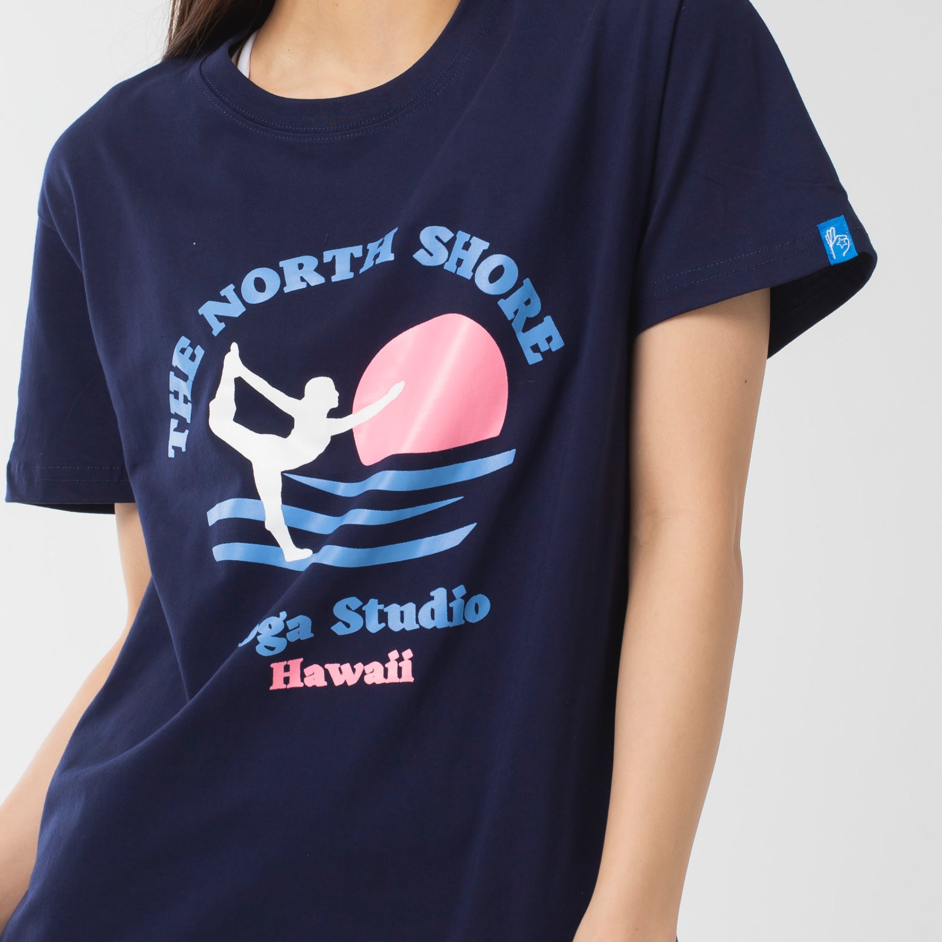 ロングライフアンドハピネス Longlife & Happiness North Shore Yoga Studio コットン クルー 半袖 Tシャツ （NAVY） NAVY