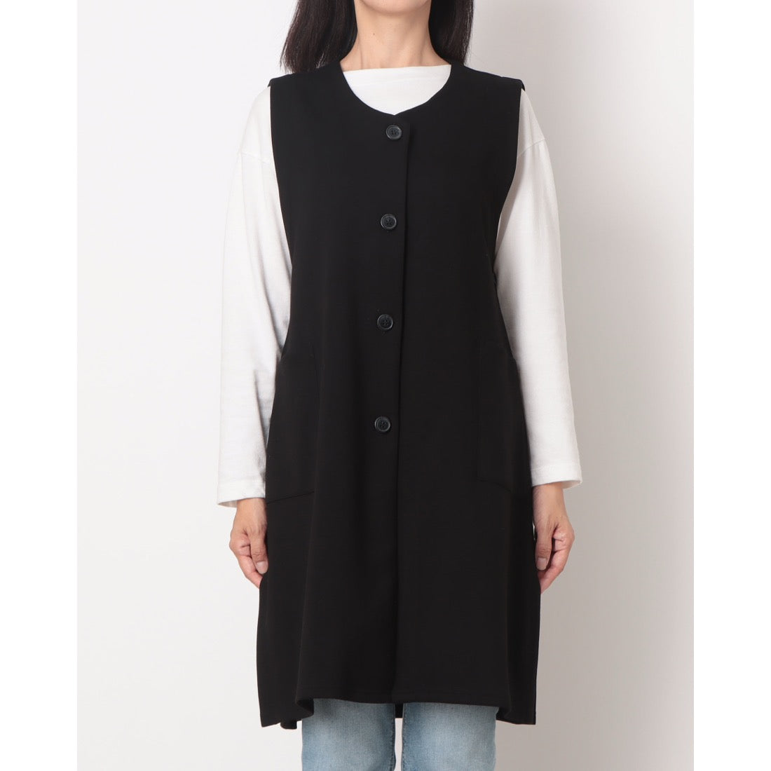 ラリベルテ Laliberte ボタン使いジレ （クロ） クロ