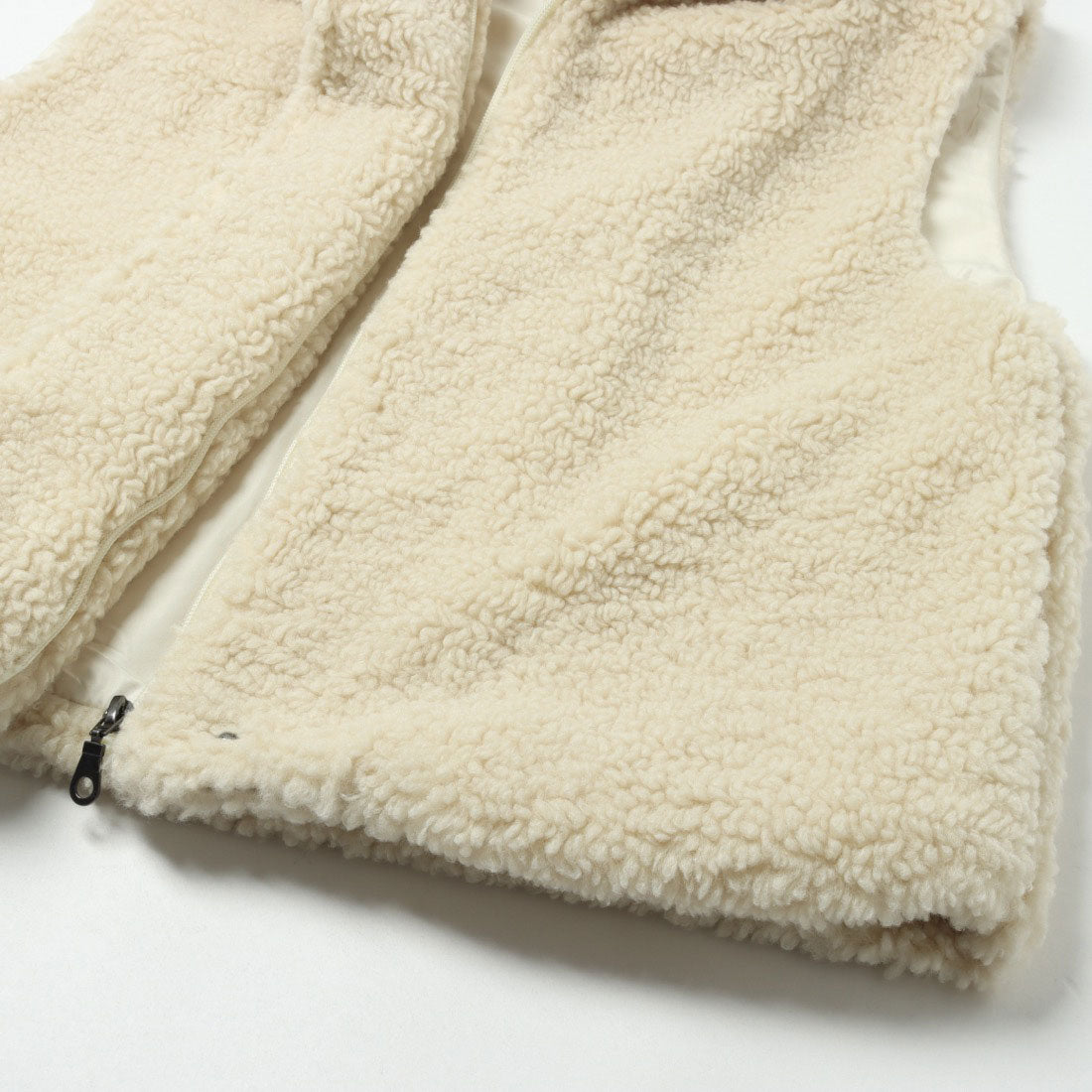 ラリベルテ Laliberte ボアベスト （ベージュ） ベージュ