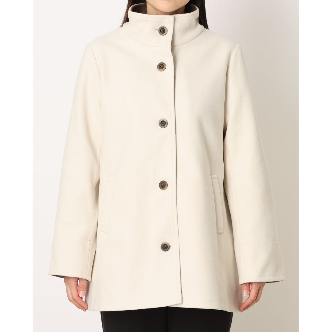 ラリベルテ Laliberte スタンドカラーハーフコート （アイボリー） アイボリー