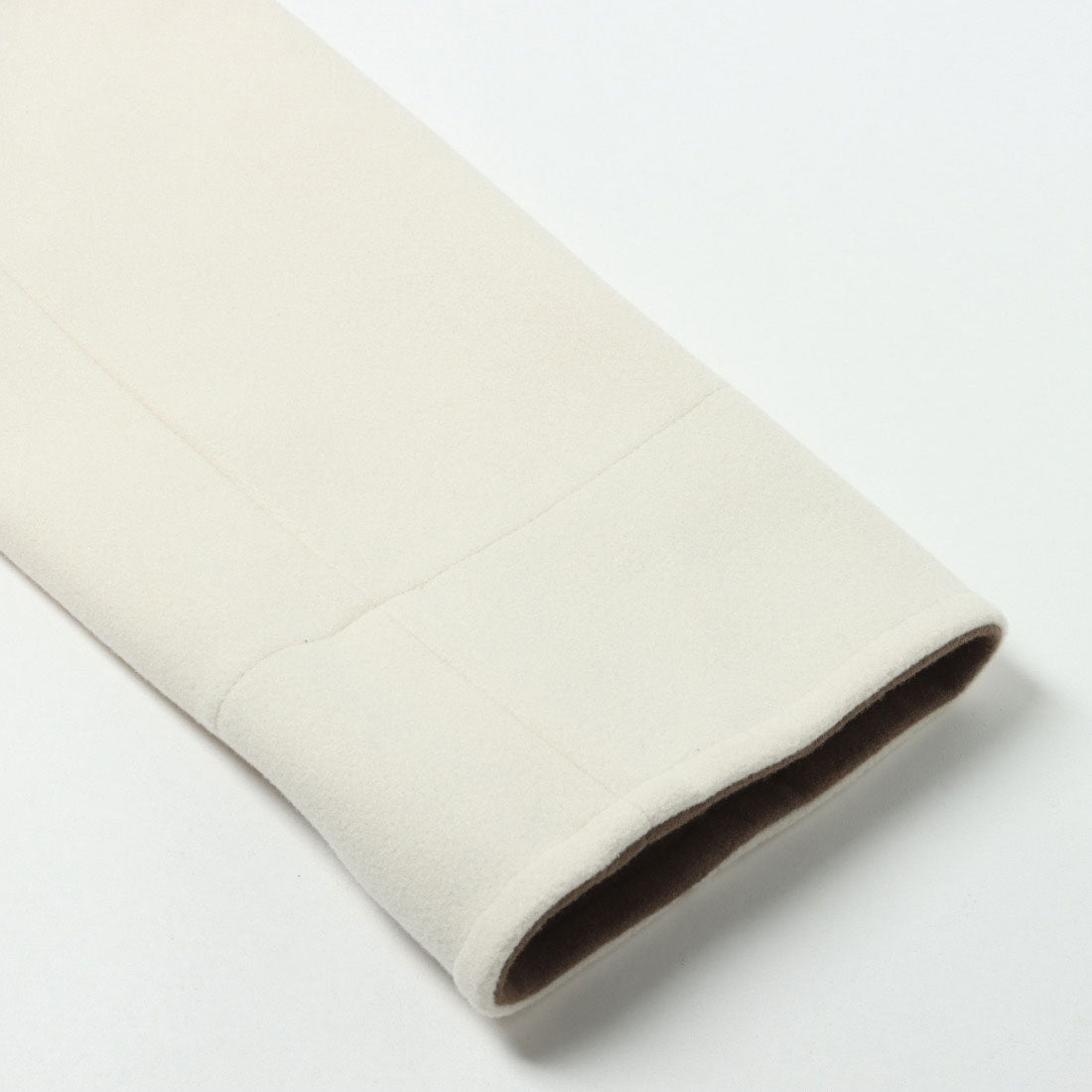 ラリベルテ Laliberte スタンドカラーハーフコート （アイボリー） アイボリー