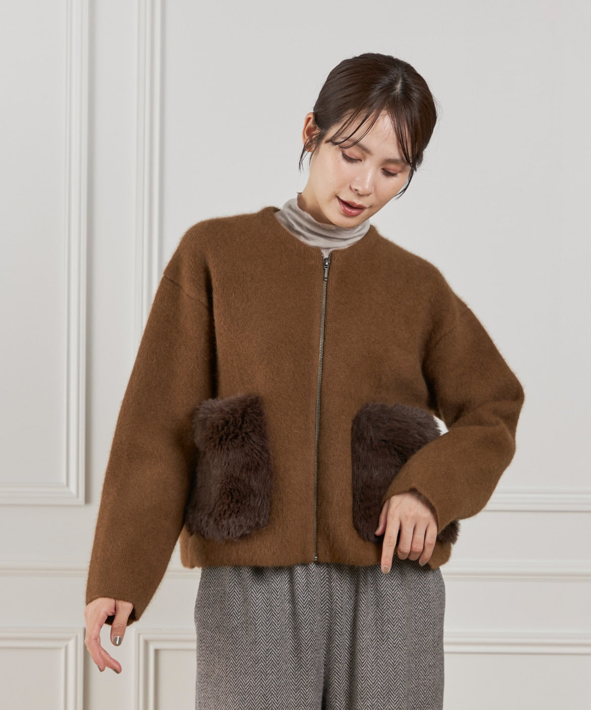ルスーク Le Souk 《45th限定企画》フェイクファーポケット ラクーン ニットブルゾン （ブラウン） ブラウン