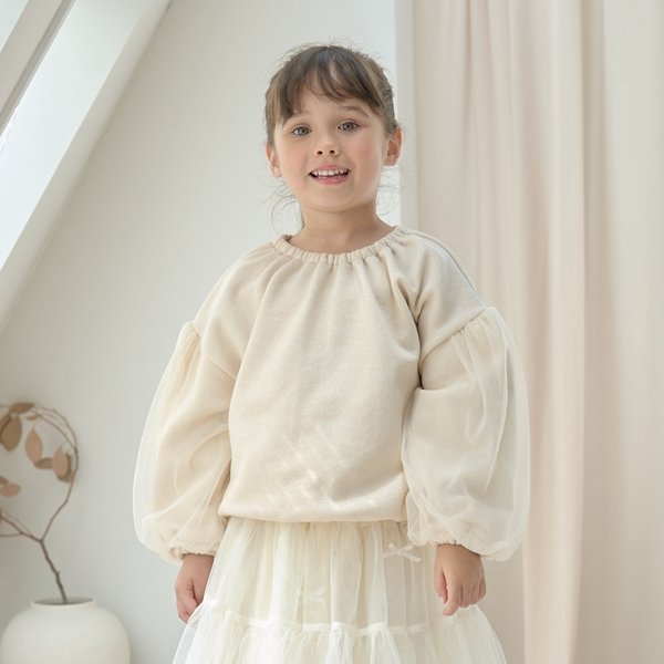 リセマイン Lycee mine 【裏起毛裏毛】ぷっくりシルエットチュール袖プルオーバー （薄ベージュ） 薄ベージュ