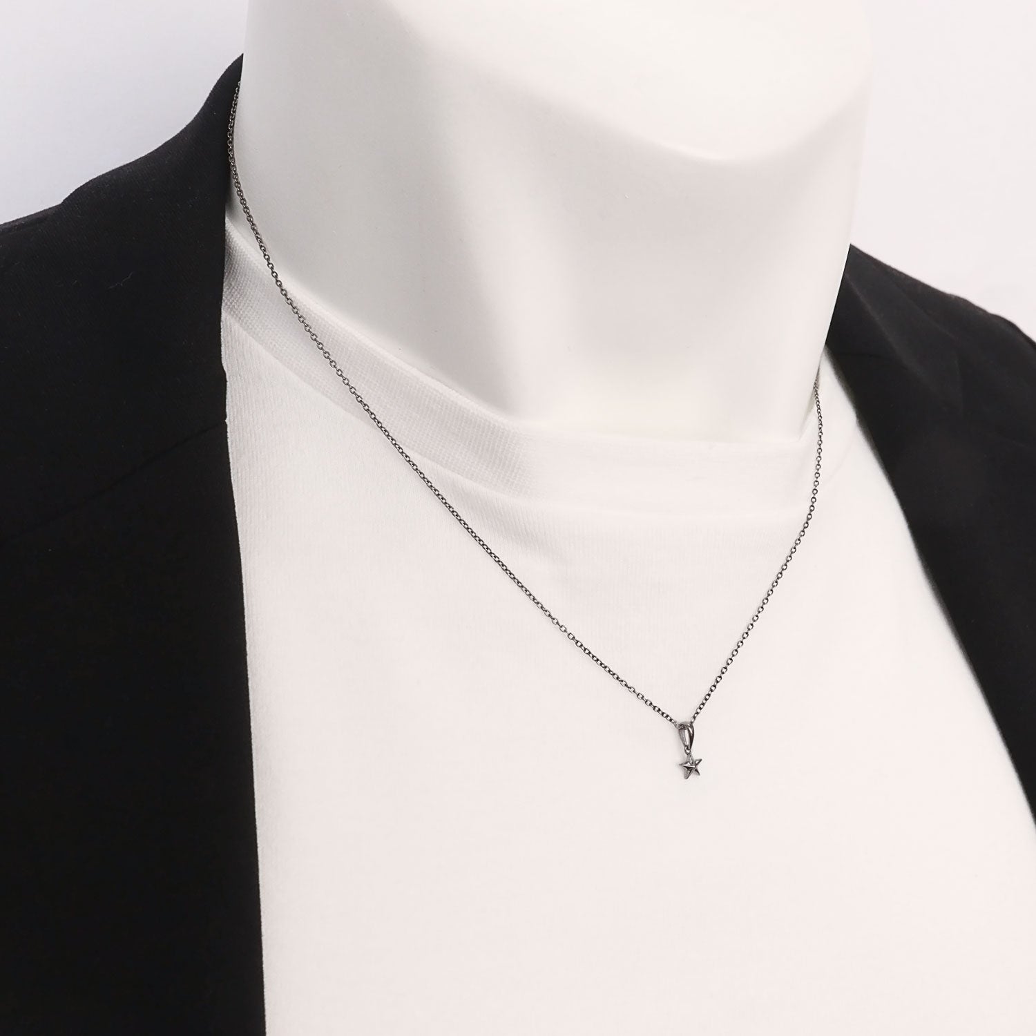 ララクリスティー LARA Christie チャーム ペンダントトップ ステラ 星 スター レディース メンズ sv925 シルバー ネックレス （シルバー/ブラック） シルバー/ブラック