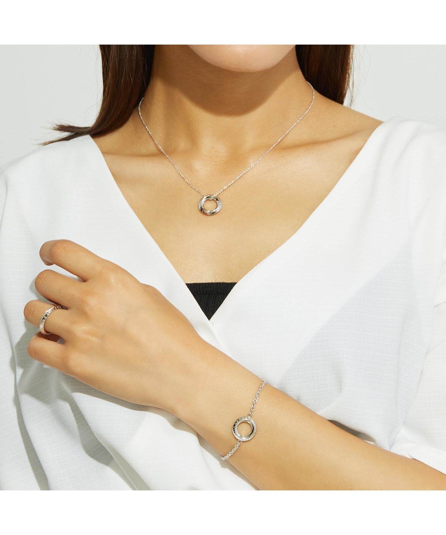 ララクリスティー LARA Christie ララクリスティー ネックレス シルバー レディース ローラシア WHITE Label p5719ーw