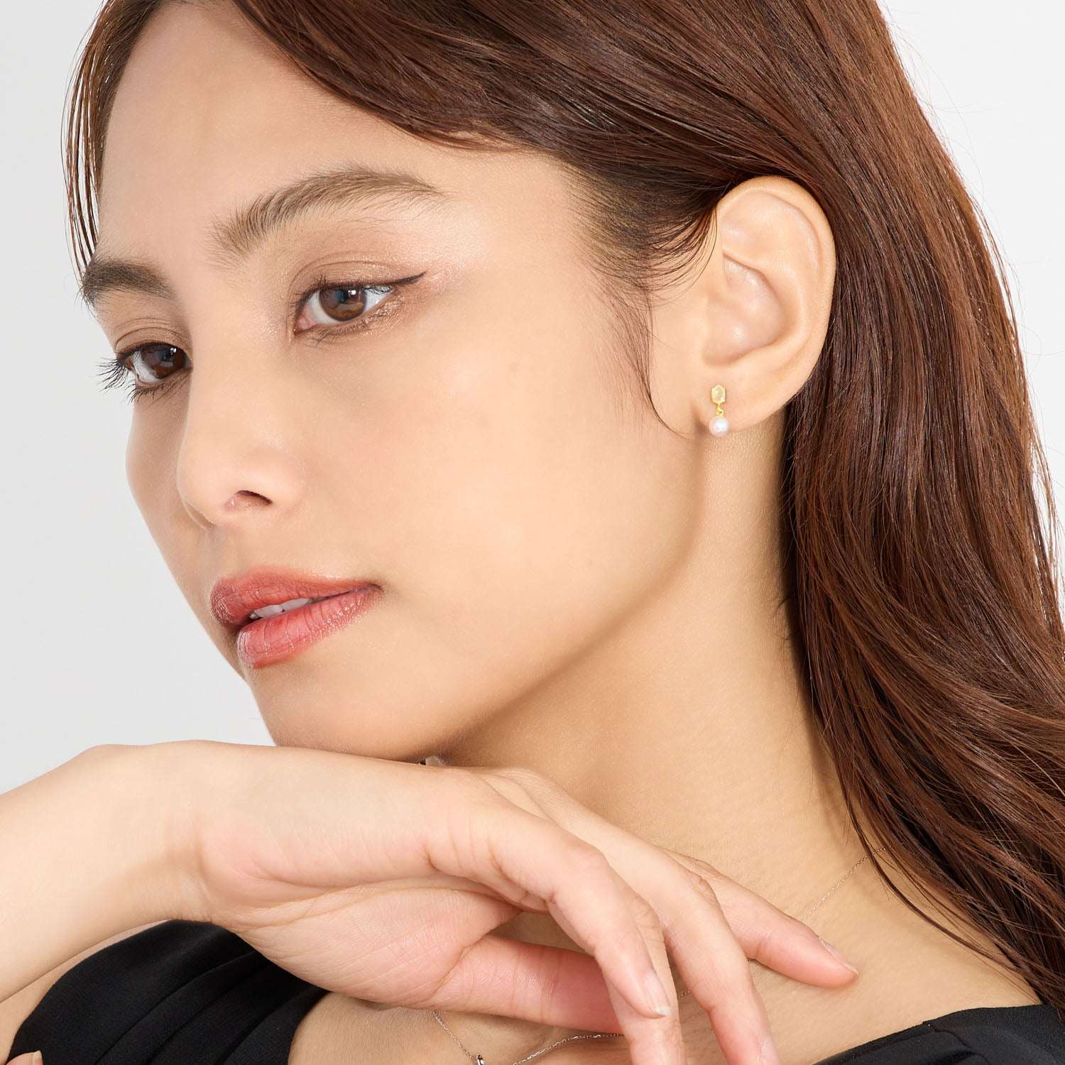 ララクリスティー LARA Christie ピアス レディース あこや真珠 パール 4.5～5.0mm 2珠 オパール K18 18金 ゴールド （プラチナ(Pt900)） プラチナ(Pt900)