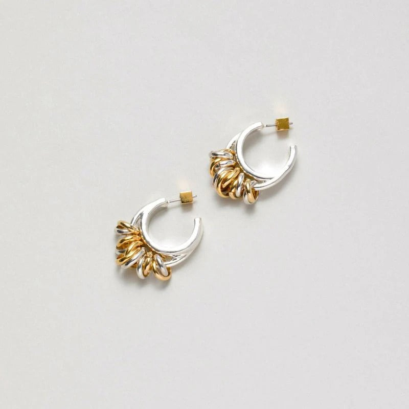ラピュイ LAPUIS ボリュームコイル ピアスイヤリング（Volume coil pierced earrings） （マルチ） マルチ