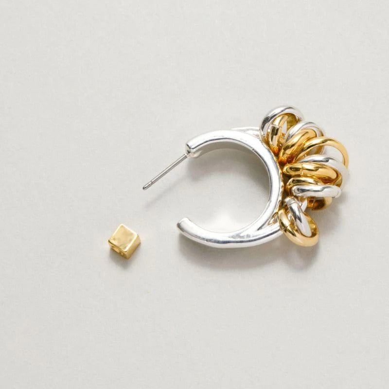 ラピュイ LAPUIS ボリュームコイル ピアスイヤリング（Volume coil pierced earrings） （マルチ） マルチ