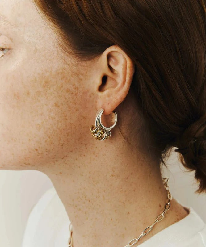 ラピュイ LAPUIS ボリュームコイル ピアスイヤリング（Volume coil pierced earrings） （マルチ） マルチ