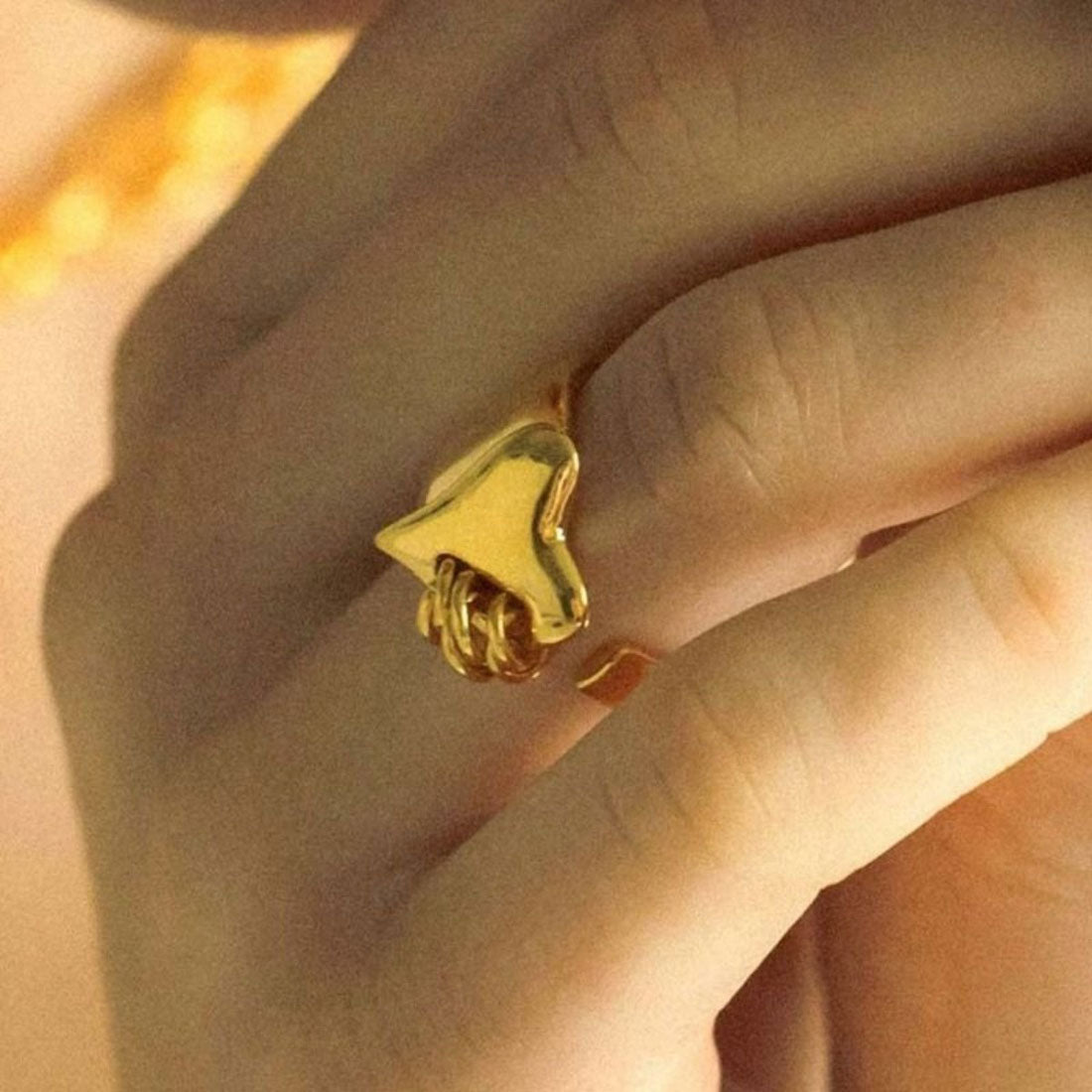 ラピュイ LAPUIS コイル ハート リング（Coil heart ring） （ゴールド） ゴールド