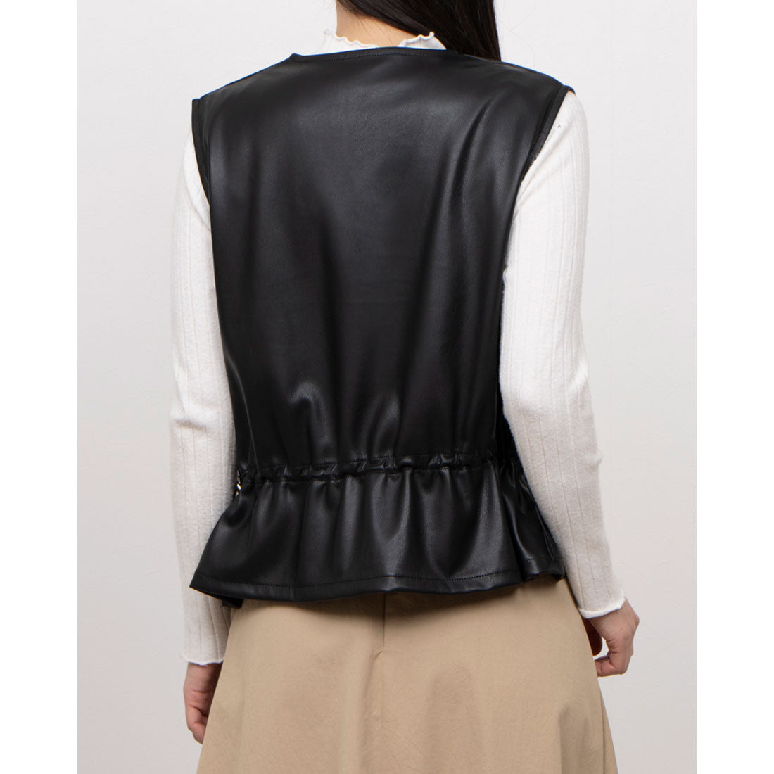 La La que sera Eco Leather Stretch Gather Vest