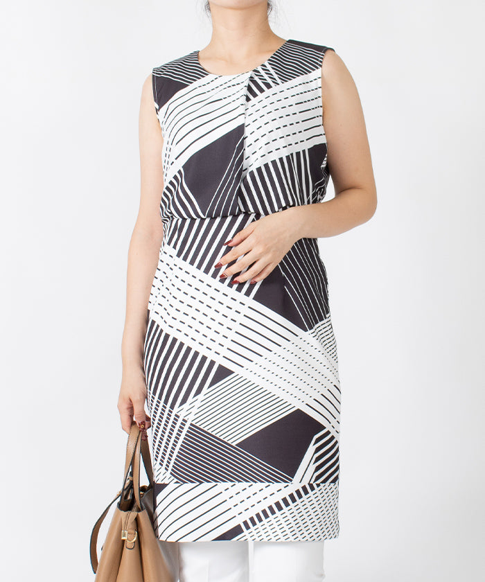 JOCONDE ROYAL Deformed Stripe Pattern Printed Dress