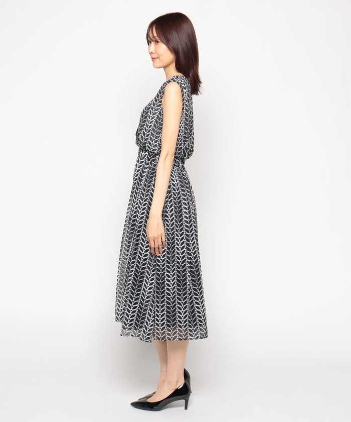 LAPINE BLANCHE Cashmere-style Flare Chiffon Dress / Flower Pattern Print