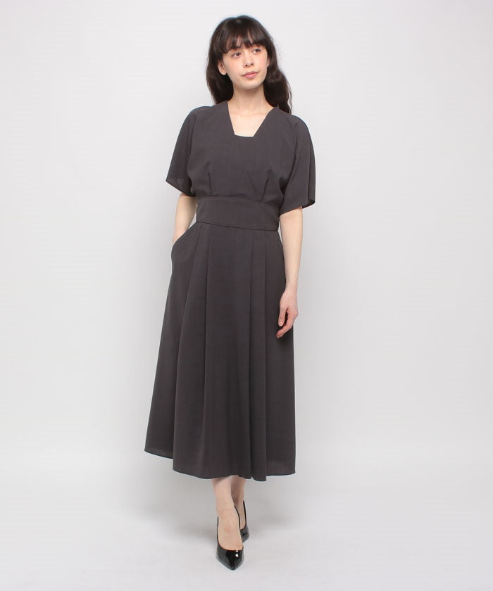 Madam Joconde Cashmere-style Tuck Flare Dress