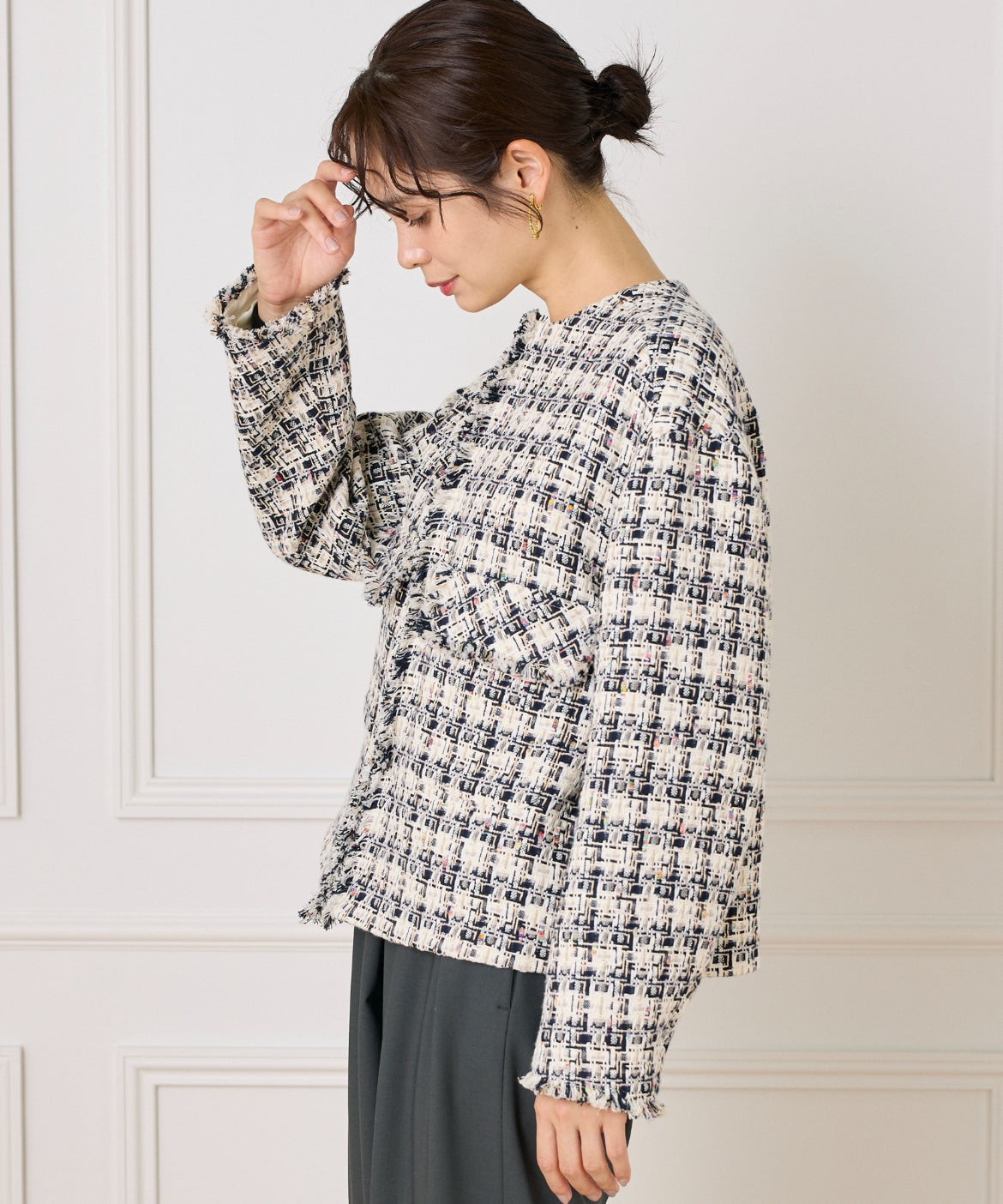 ラヴェイユ バイ スーペリアクローゼット la veille by SUPERIOR CLOSET 《大きいサイズ》LINTONノーカラージャケット （オフホワイト1） オフホワイト1