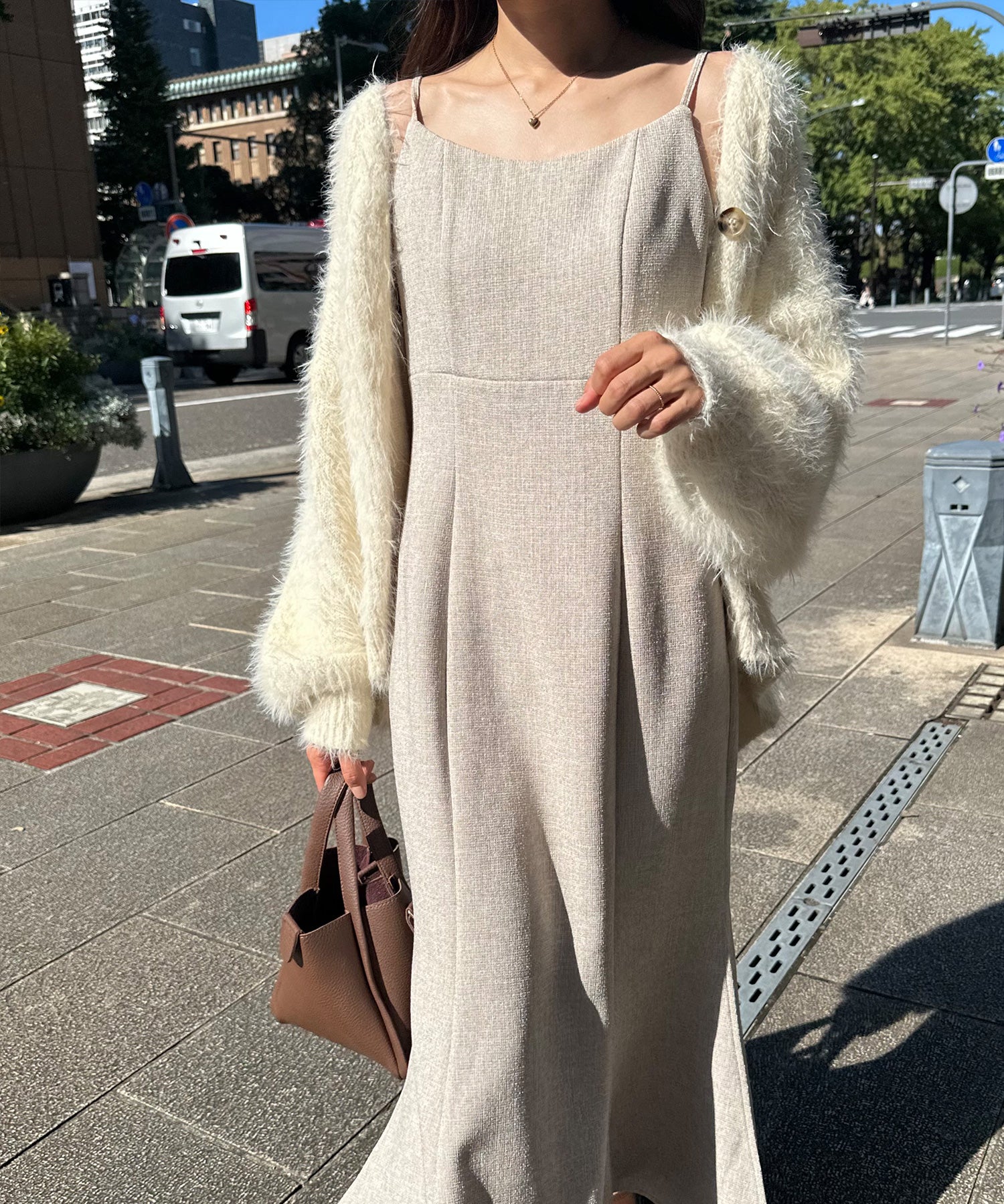 ラウアー LAUIR 裏起毛ツイードバックリボンキャミワンピ