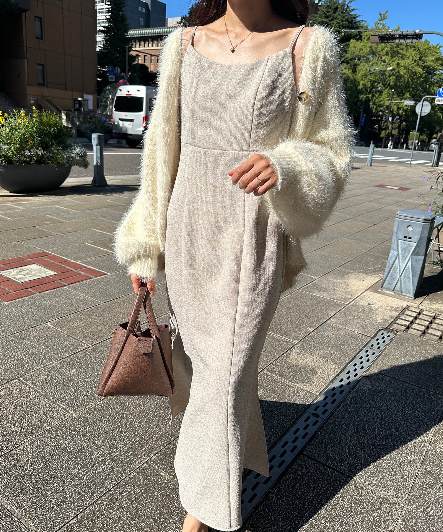 ラウアー LAUIR 裏起毛ツイードバックリボンキャミワンピ