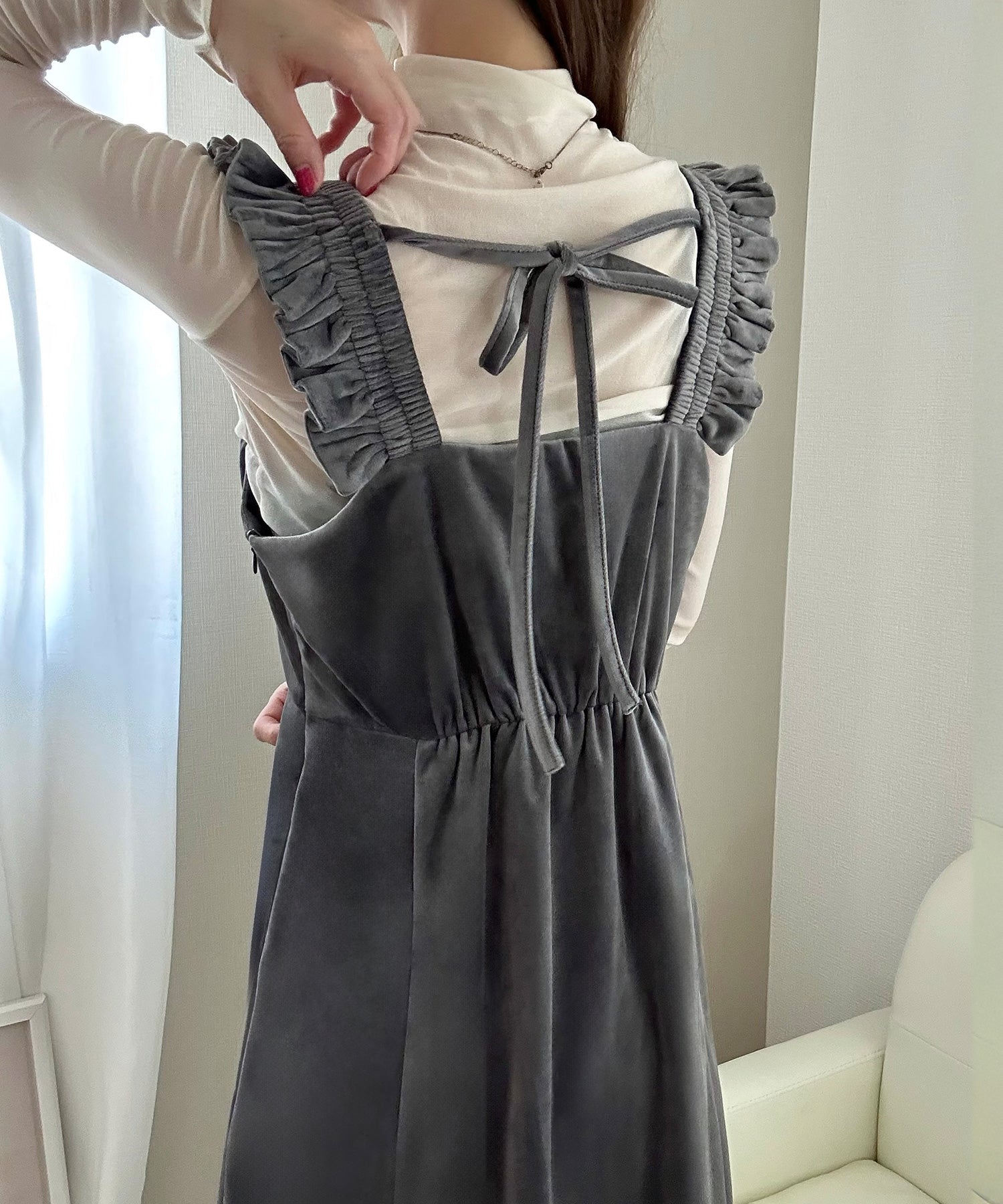 ラウアー LAUIR フリルデザインベロアワンピース
