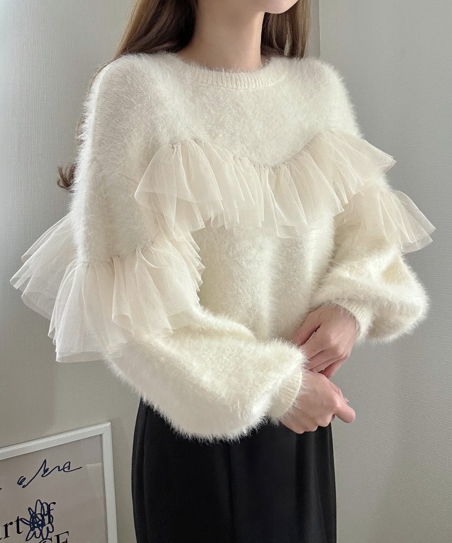 ラウアー LAUIR フリルチュールシャギーニット
