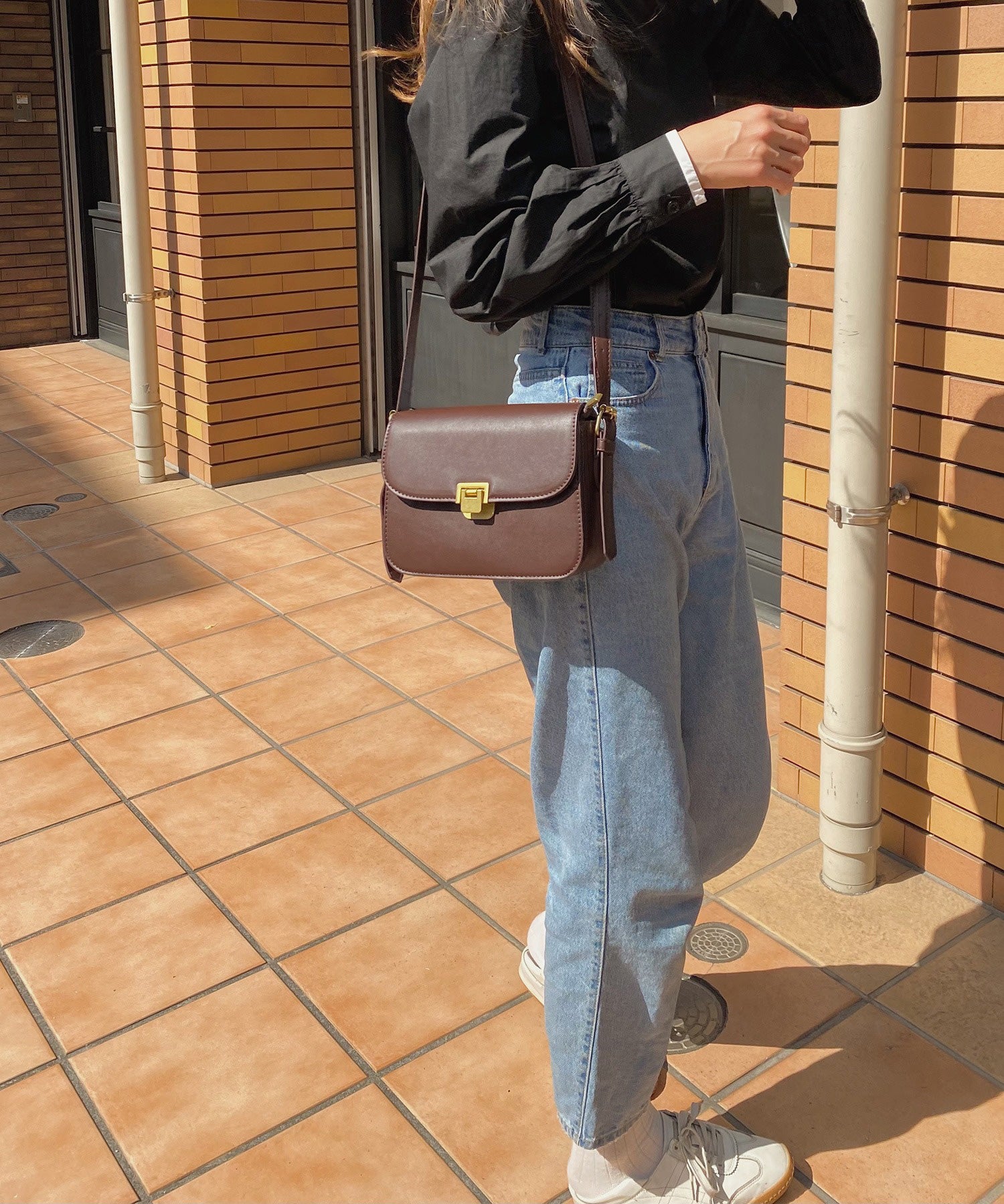 ラウアー LAUIR フェイクレザーミニショルダーバッグ