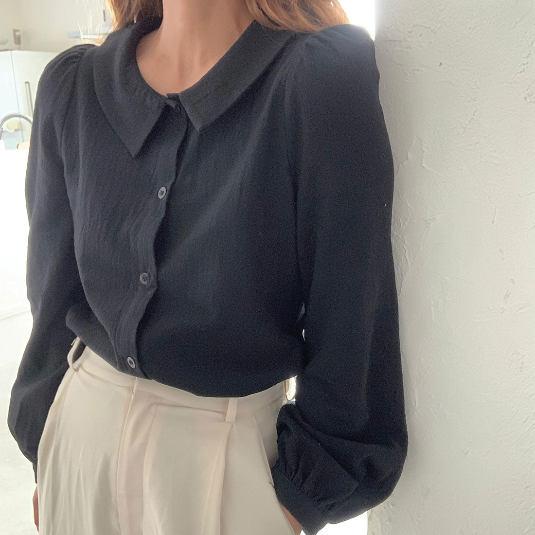 LAUIR Gathered Sleeve Blouse