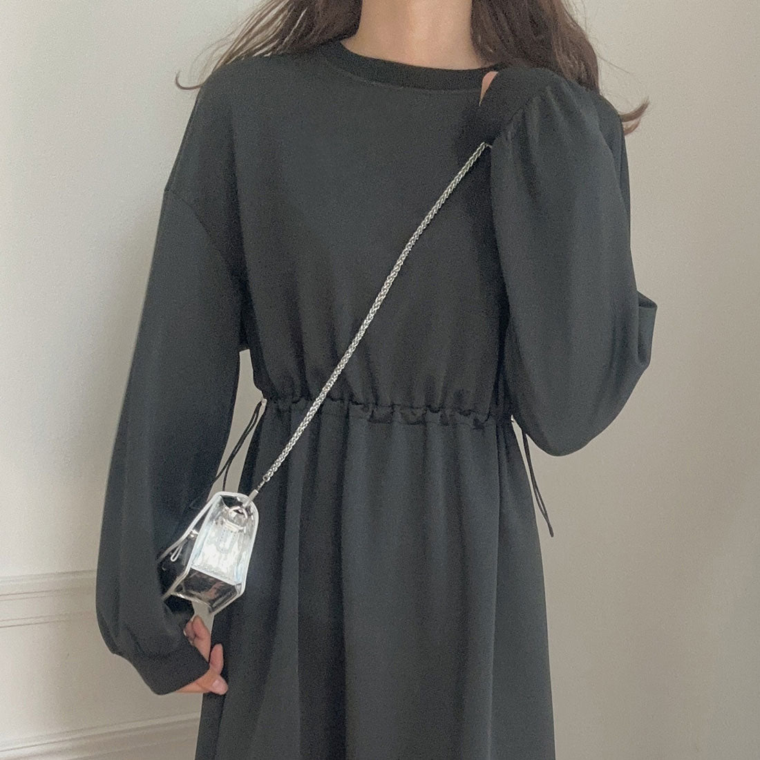 ラウアー LAUIR ドロストロングワンピース