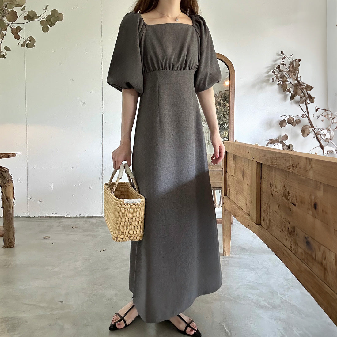 ラウアー LAUIR ボリュームスリーブオフショルフレアワンピース,チャコール